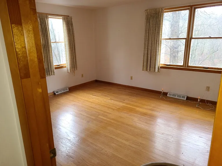 10910 Harford Rd — Photo 13