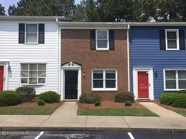 102 David Dr #F5 — Photo 1