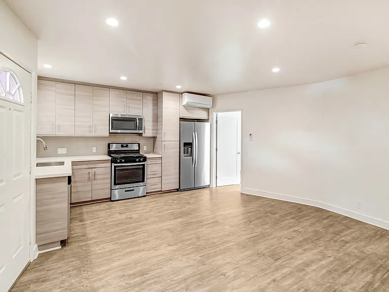 Citra Apartments — Photo 34