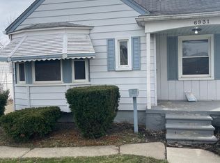 6931 Jackson St, Taylor, MI 48180