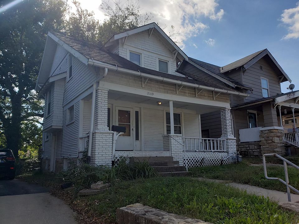1st image of 2109 W 43rd Ave