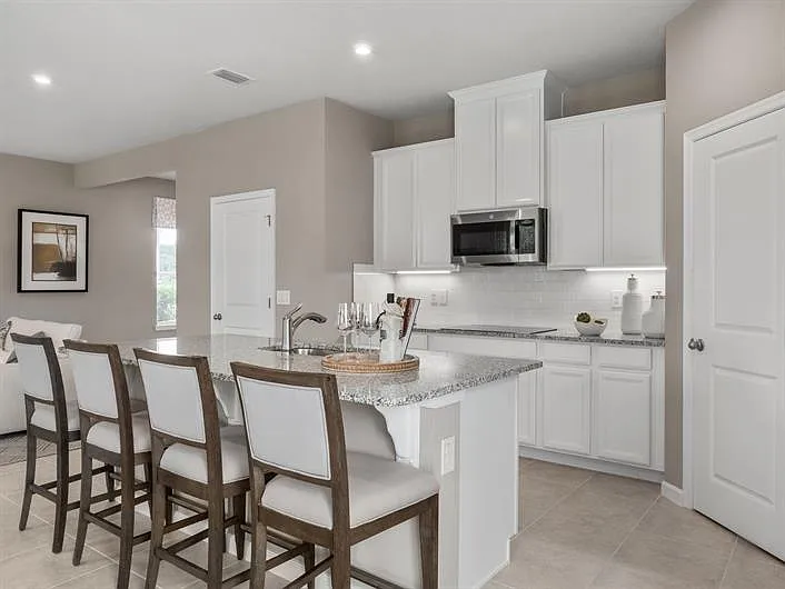 14051 Crimson Ave — Photo 2