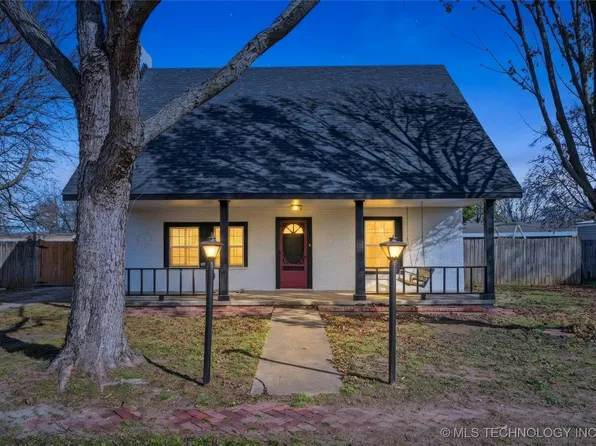 421 2nd St, Ramona, OK 74061