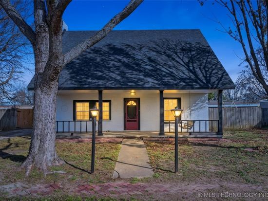 421 2nd St, Ramona, OK 74061