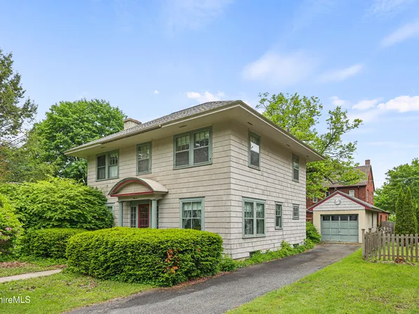 11 Laflin Ter, Pittsfield, MA 01201