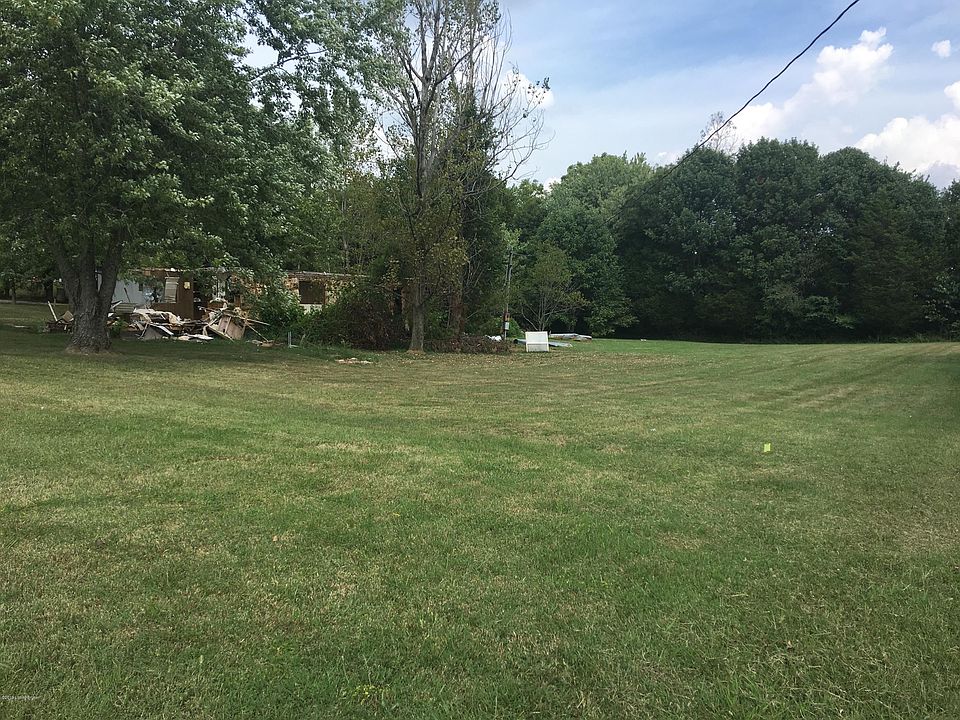 2nd image of 2316 Brandenburg Rd
