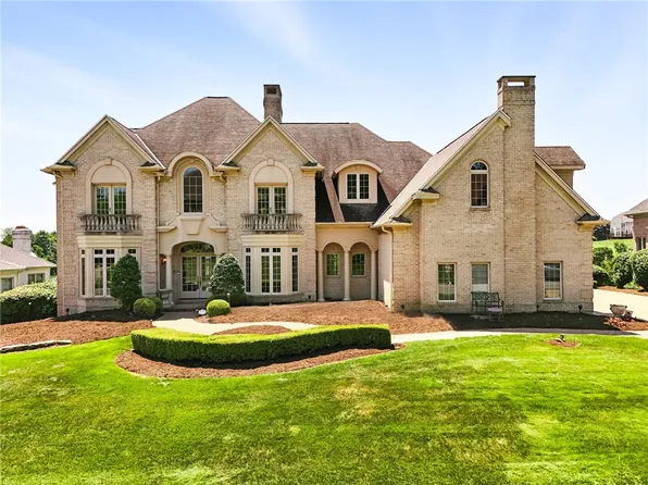 152 Sebago Lake Dr, Sewickley, PA 15143