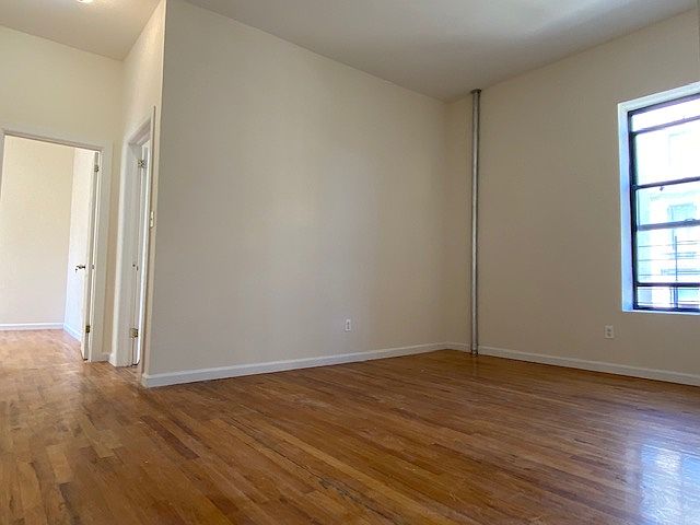 1st image of 200 W 119th St #6