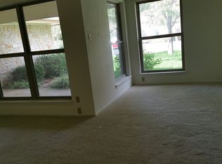 10909 Hillside Oak Ln, Austin, TX 78750