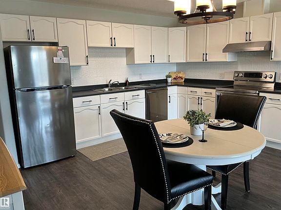 5th image of 592 Hooke Rd NW #207
