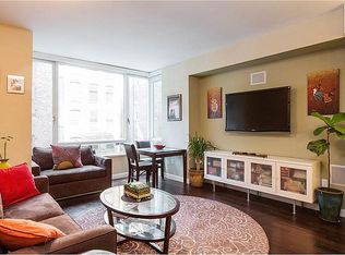 261 W 28th St APT 4F, New York, NY