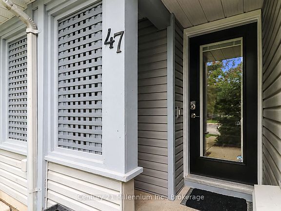 2nd image of 146 Settlers Way #47