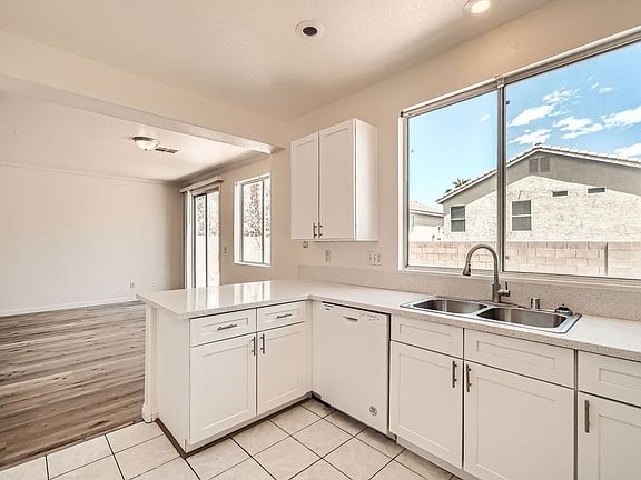 5th image of 4646 San Vito St