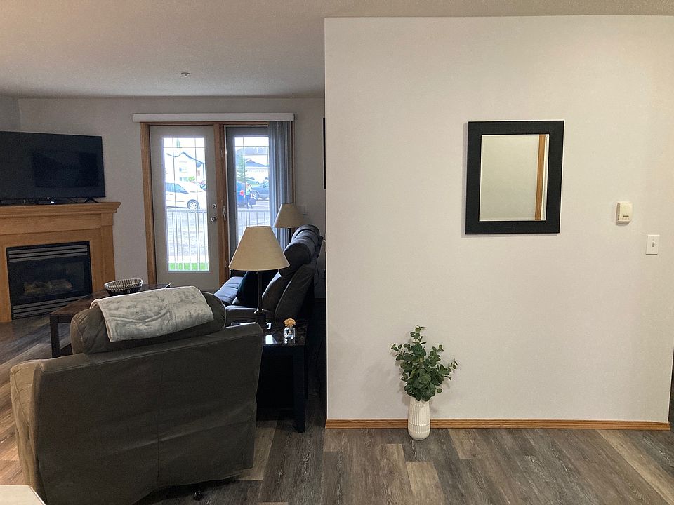1st image of 260 Duston St #119