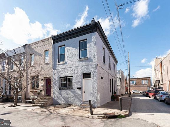 2nd image of 2118 S Bancroft St #1
