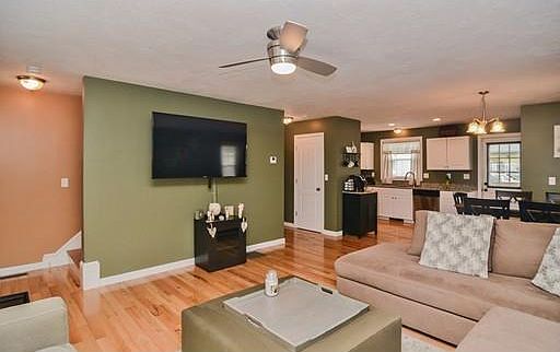 4th image of 17 Garden St #17