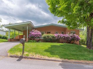 160 Leatherwood Rd, Waynesville, NC 28786