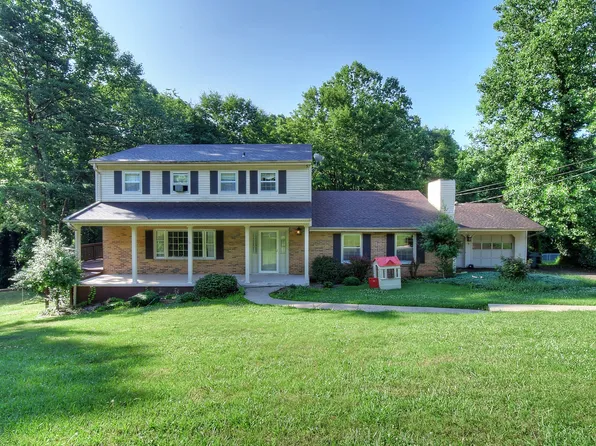 1700 Brentwood Dr, Greeneville, TN 37743