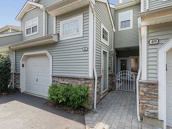 3rd image of 159 Carriage Ln