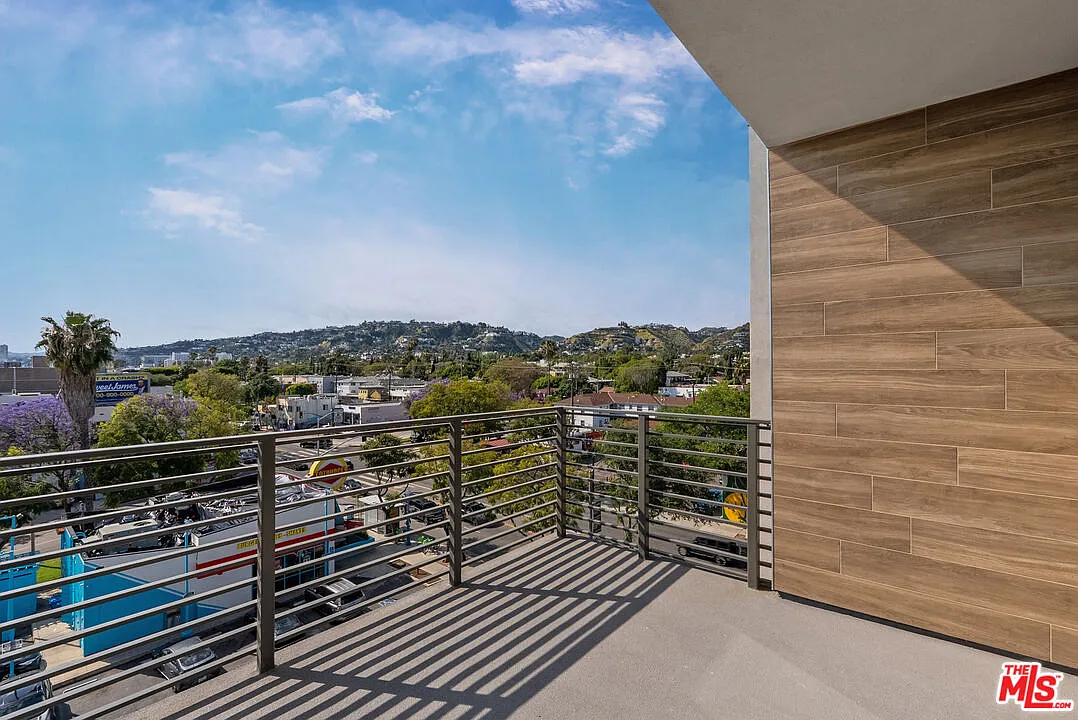 1 bed, 1.0 bath, 696 sqft, $3,495 — Photo 4