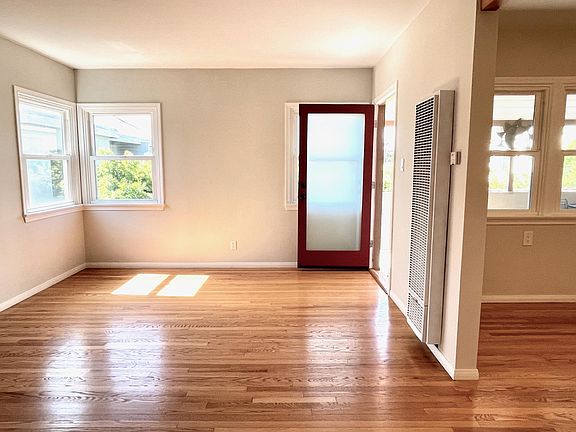 2nd image of 1531 Stanford St APT B