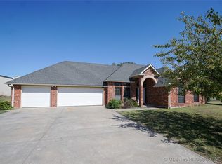 306 Clayton Cir, Pauls Valley, OK 73075