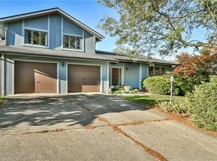 303 Ridgeway Dr, Wexford, PA 15090