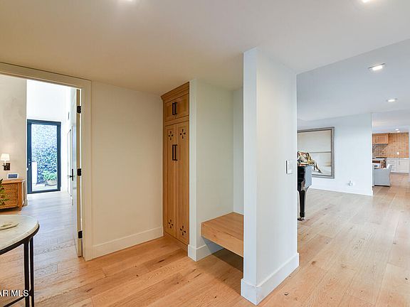 3rd image of 4409 Yorkfield Ct