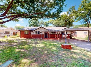 1109 Belle St, Bedford, TX 76022