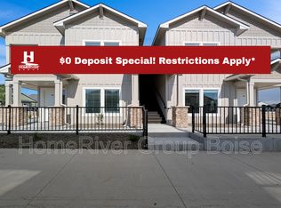 857 E Travel Ln APT 104, Kuna, ID 83634