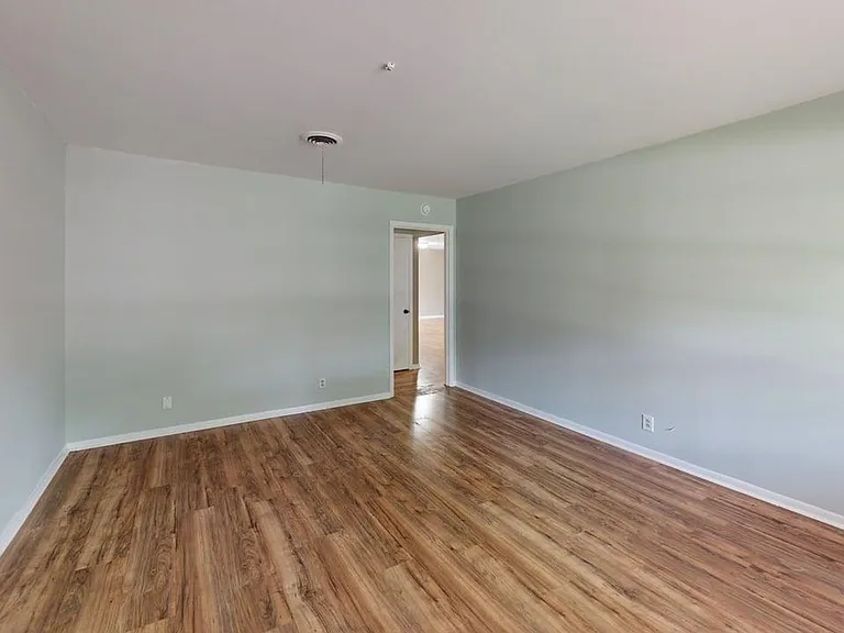 1613 Avalon Rd — Photo 21