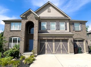 4864 Whispering Creek Ct, Maineville, OH 45039