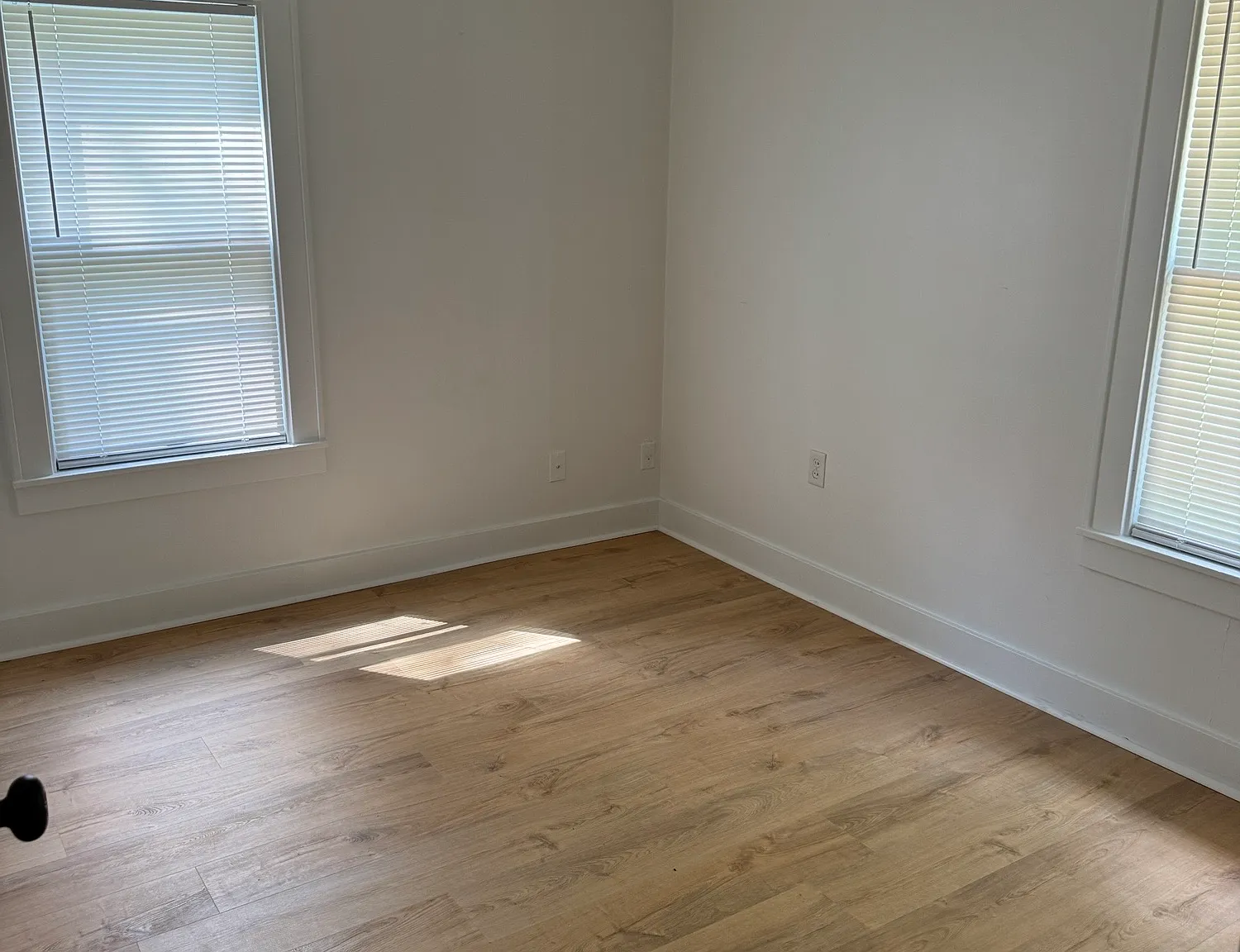2 bed, 900 sqft, $1,400 — Photo 2