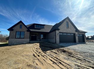 23123 Five Oaks Dr, Frankfort, IL 60423