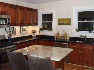 43 Abbott St APT 1, Worcester, MA 01602