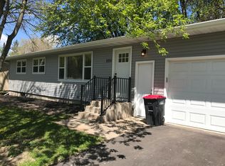 2311 Langsdorf Ave, Red Wing, MN 55066