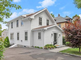 42 Richland Rd, Greenwich, CT 06830