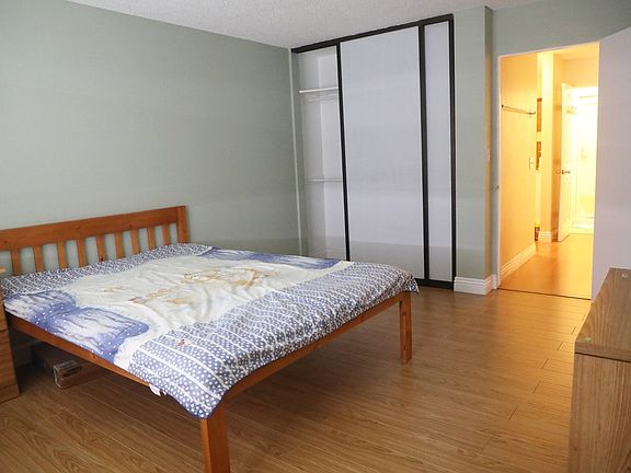 2nd image of 2077 Washington Ave APT 306