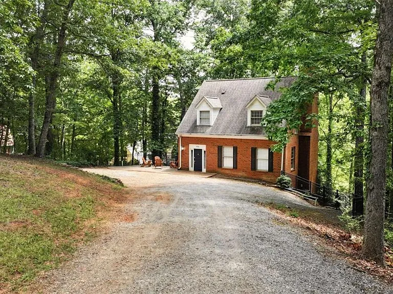 3978 Pine Shore Cir — Photo 1