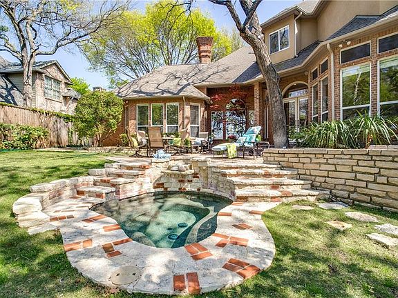 2nd image of 6636 Castle Pines Dr
