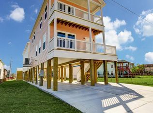 2105 Victory Ave, Galveston, TX 77551