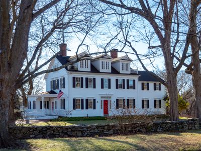 65 Norfield Rd, Weston, CT, 06883