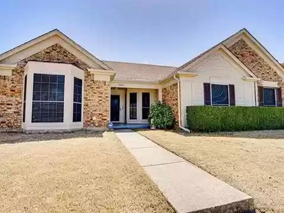 2nd image of 1020 Buckeye Dr