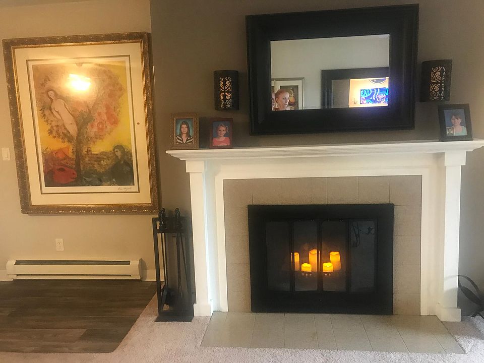 1st image of 10720 8th Ave NE APT 2