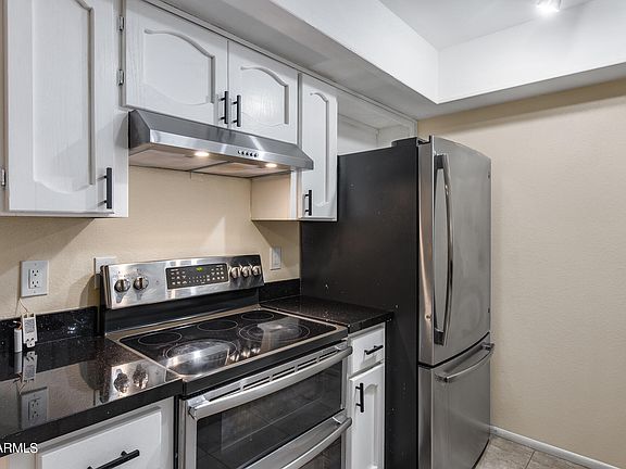 4th image of 3119 W COCHISE Drive #142