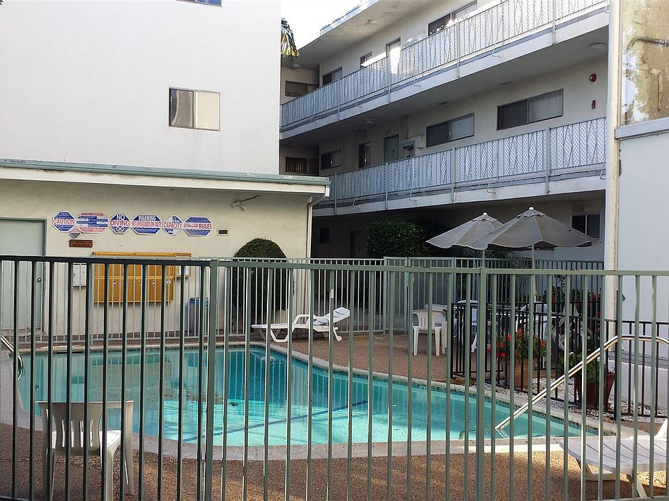 1st image of 5139 White Oak Ave APT 1