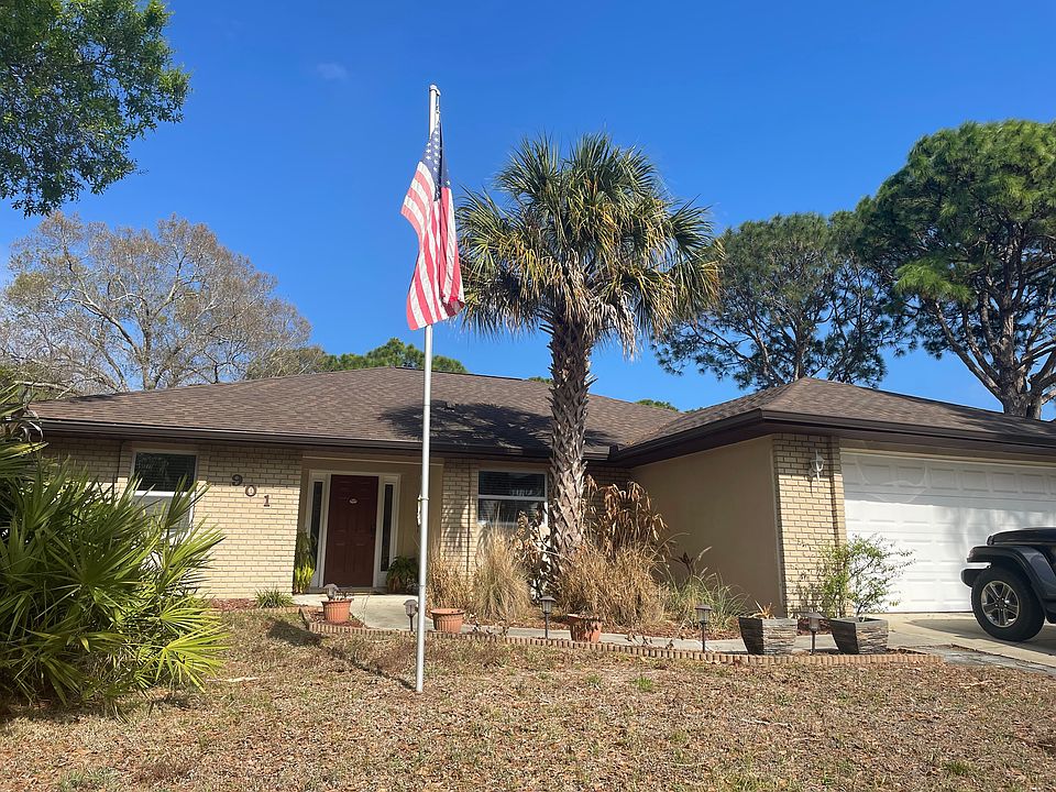 1st image of 901 Nevada Dr NE