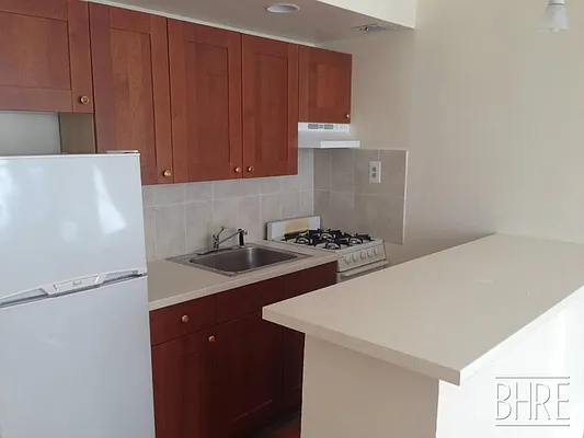 Rented by Brooklyn Heights Real Estate Inc | media 4