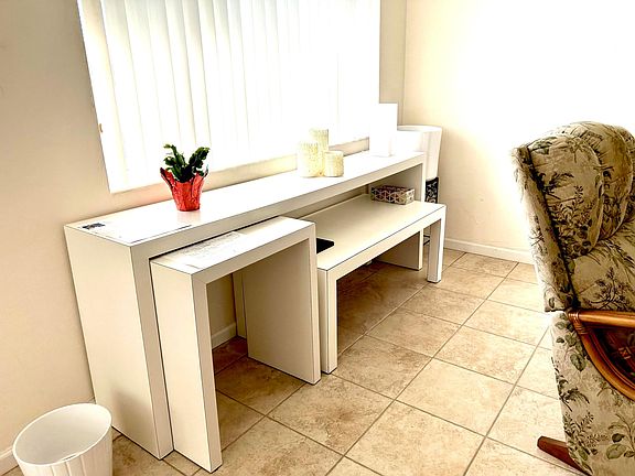 5th image of 2840 Cynthia Lane #102