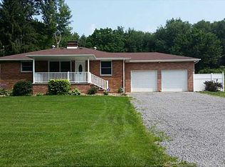 255 Brandt Dr, Beaver Falls, PA 15010